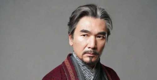 41岁的张无忌，32岁的赵敏，57岁的杨逍，这武侠片还打得动吗？