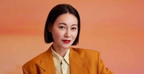 惠英红：痴等一个男人到40岁，赡养失明的大姐和痴呆母亲