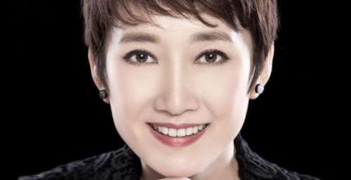 专访丨初代“文艺女神”成方圆：我依然有很多话想跟这个世界说