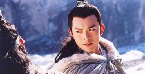 《嘉南传》配角大有来头，男主他爹，竟是童年男神黄海冰