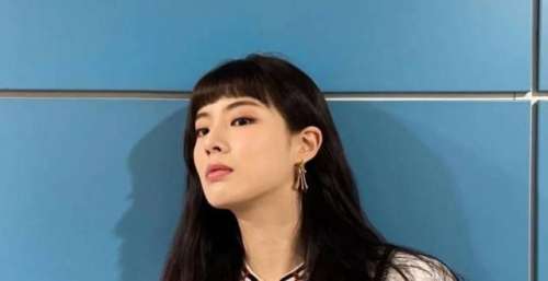 李先彬IG更新：“极限出道野生偶像加油”