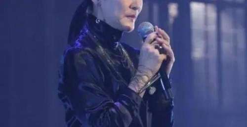 知名歌手开演唱会，传前TVB花旦发脾气开幕谢幕不肯出场