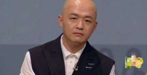 被郝蕾、陈祉希“争抢”，在《导演请指教》的包贝尔要翻身了？