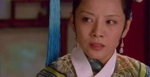 《甄嬛传》敬妃无子无宠，皇帝怎么给她如此高的位分？