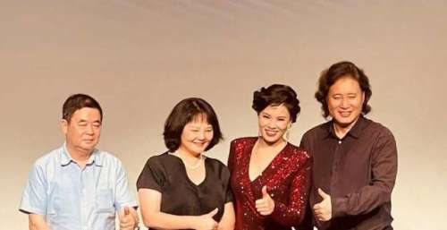 著名歌唱家戴玉强倾情助阵，曾小晏《望月》专辑试听会在世界最高音乐厅唱响