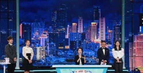 央视前主播徐俐退休后综艺首秀 《天天向上》今晚记者节主题