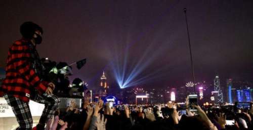 港媒：时隔3年首办实体盛事！香港将举办跨年倒数演唱会