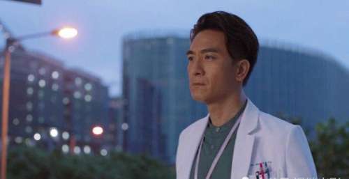 《星空下的仁医》高口碑低收视，剧情太过理想化，是否不够现实