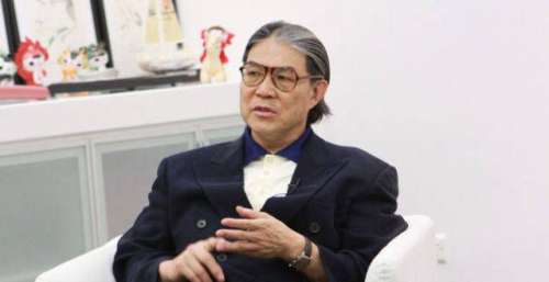 争夺一哥战火打响？霍启刚成就不输霍英东，郭晶晶背后助什么力？