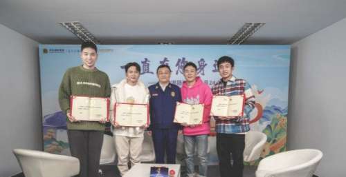 德云社再获官方邀请，参与消防安全直播，郭德纲又抢了主流业务