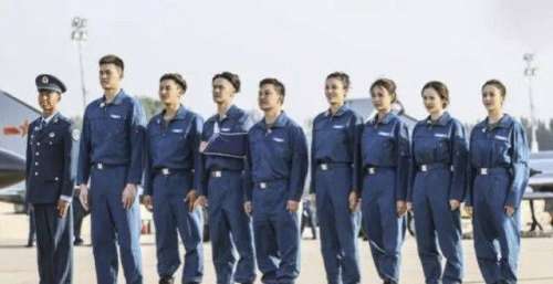 《真正男子汉3》官宣回归，拟邀嘉宾全是当红明星，两位哥哥入选