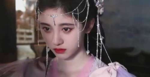 为了力证鞠婧祎耳朵后面的发量很真实，有人连医学图都用上了？