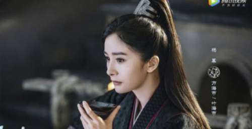 《斛珠夫人》首播反响热烈！被赞还原度高，杨幂、陈伟霆表现不俗