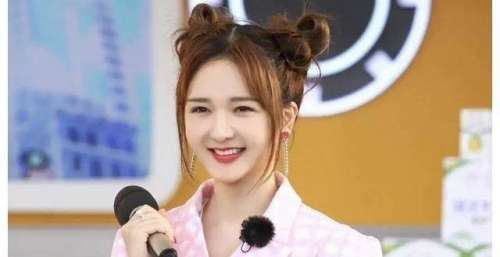 快乐家族5人沉寂后，湖南卫视的主持人大洗牌，2位后浪独当一面