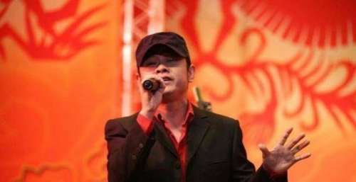 49岁的杨坤为何突然消失了？看他做过的那些恶，就一点都不奇怪了