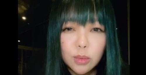 张惠妹深夜直播，与阿信和吴青峰线上齐聚，一起唱歌到凌晨4点