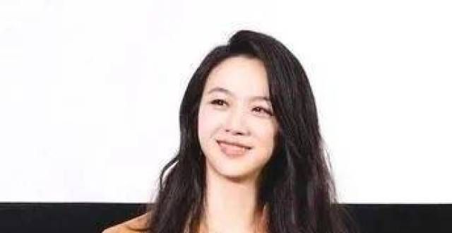 路人镜头下的汤唯，13年后依旧如沐春风
