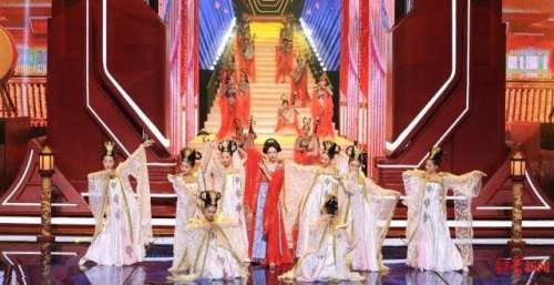 超千万人线上“剧情互动” 苏炳添、易烊千玺亮相2021猫晚