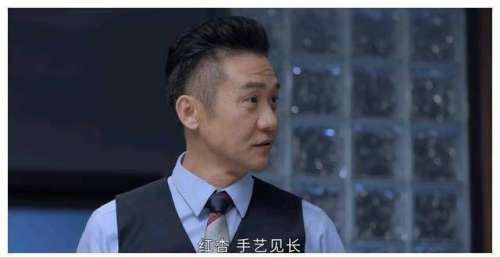 突围悲情戏：全员演技过关，只有他是唯一败笔，仅剩贪欲毫无情感