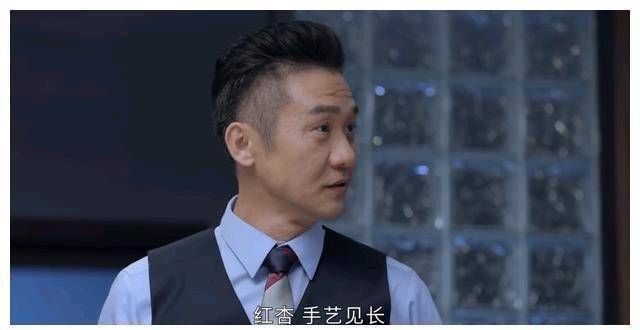 突围悲情戏：全员演技过关，只有他是唯一败笔，仅剩贪欲毫无情感