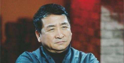 姜昆提出艺术家三个要求，郭德纲完全符合，网友：本人却完美错过