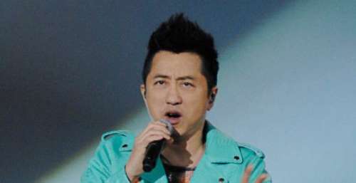 伊能静力挺儿子出道，老爸庾澄庆表示支持，钟丽缇蓝盈莹来捧场