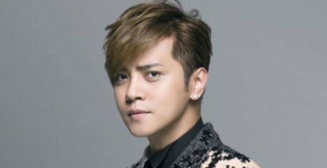 曝罗志祥推单曲重返歌坛，获“老东家”力挺，“踩”新人登小巨蛋