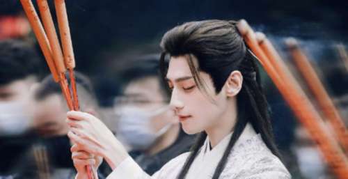3年前演罗云熙情敌的女人，3年后演罗云熙“女人”，白鹿要小心了
