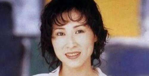 林慧萍的低调情史，爱上四个男人，59岁还未婚