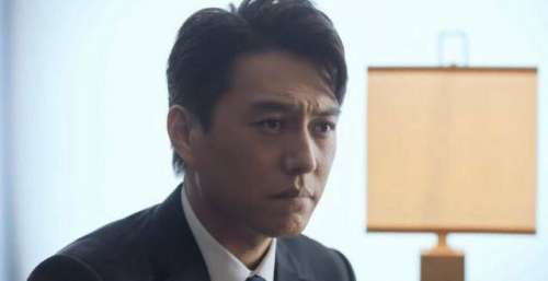 出道40年表演没获过奖，在《突围》中的表现，不输7位一级演员