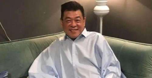 著名金牌经理人病情曝光，患癌时间长达八年，曾为活命手术摘除整个膀胱