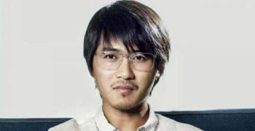高中没毕业，凭借写作小有名气，为何转行当导演却如此受欢迎？