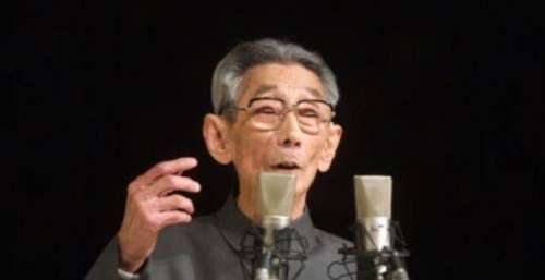 郭德纲的聊天式相声很受追捧，对于相声艺术来说并非好事