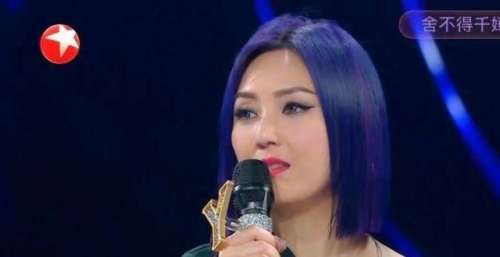 继齐秦退赛后，杨千嬅和周兴哲双双退赛，林子祥胡夏组合可能夺冠