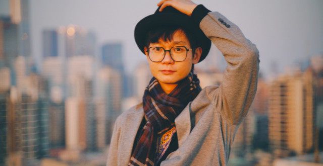 鞠起最新单曲《没有人知道，所以》上线抒情曲风拥抱城市中的孤独和离别