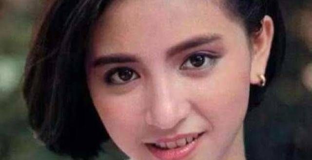 港姐亚军嫁百亿富豪，婚后住8层别墅，如今儿子娶了霍英东孙女
