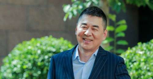 《不惑之旅》开播，有人说是“王炸”，也有人说是“烂剧”