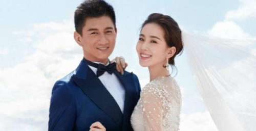吴奇隆刘诗诗带儿子去医院，自曝抢着带孩子，网友：好事将近？