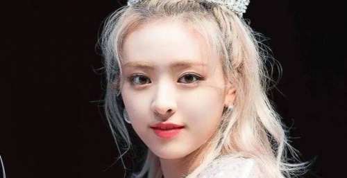 壁纸｜ITZY＠YUNA 申有娜 系列