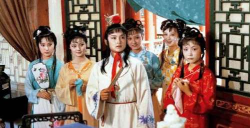 87《红楼梦》剧组“四大”，个个貌美如花，黛钗凤都望尘莫及
