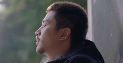 播出2集收视率破2！陈建斌演技惊艳四座，这个中年男人有多狠？