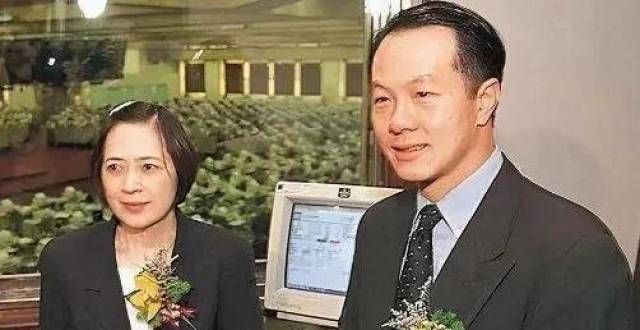 宝咏琴临终前，对刘銮雄说一句话，将李嘉欣的豪门梦彻底打破了