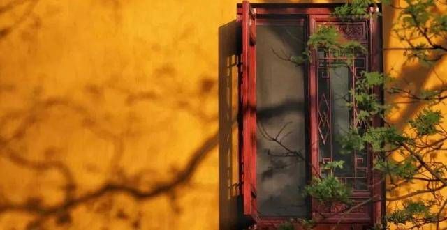 人生三重境界：见自己，见他人，见众生