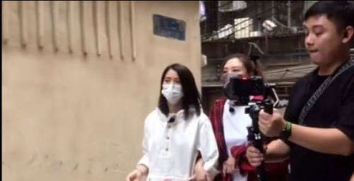 应采儿袁咏仪录《大湾仔的夜》，被恶作剧吓到，靓靓大嗓门喊话好厉害