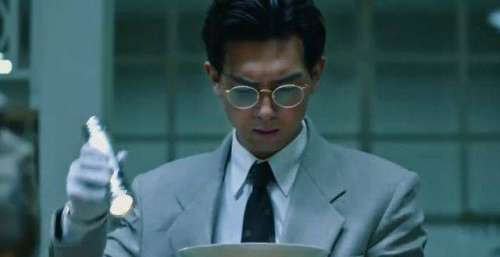 时隔210天，李现电影准备上映，同时撤档的易烊千玺却毫无动静