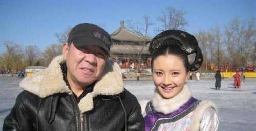 槿汐姑姑孙茜晒甄嬛传幕后照 甜美微笑回忆满满