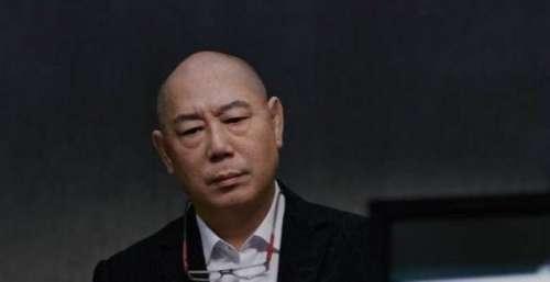制片人尬夸，李诚儒哑火，星二代让《导演请指教》更“真实”了