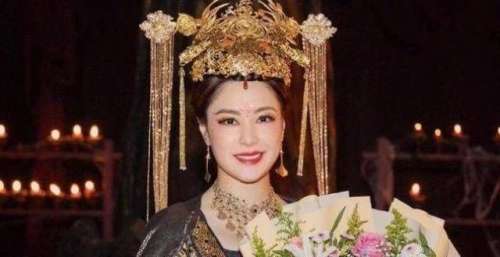 阿娇出演妲己惹争议？脸型圆润缺失少女感，网友：像黑山老妖