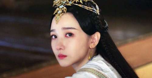 《斛珠夫人》鲛人琅嬛是龙尾神，方诸是帝旭柏奚，都不如缇兰神秘