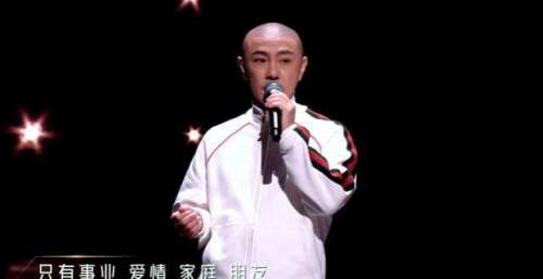 《追光吧》首播，21位哥哥齐亮相，唯一遗憾的是她的镜头消失了？